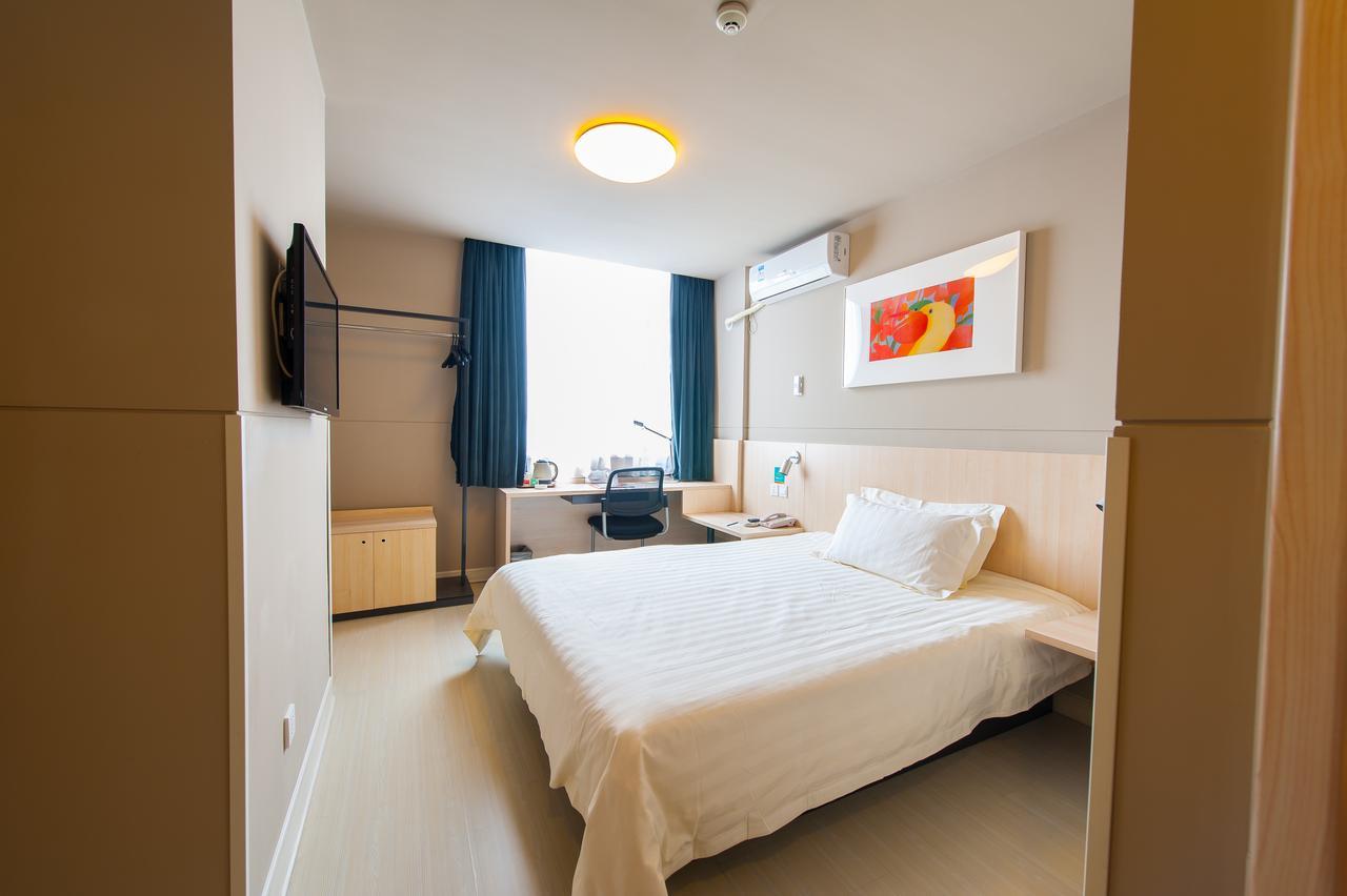 Jinjiang Inn Wuhan Zhonghua Road Hubu Alley מראה חיצוני תמונה