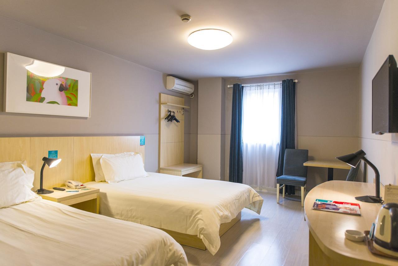Jinjiang Inn Wuhan Zhonghua Road Hubu Alley מראה חיצוני תמונה