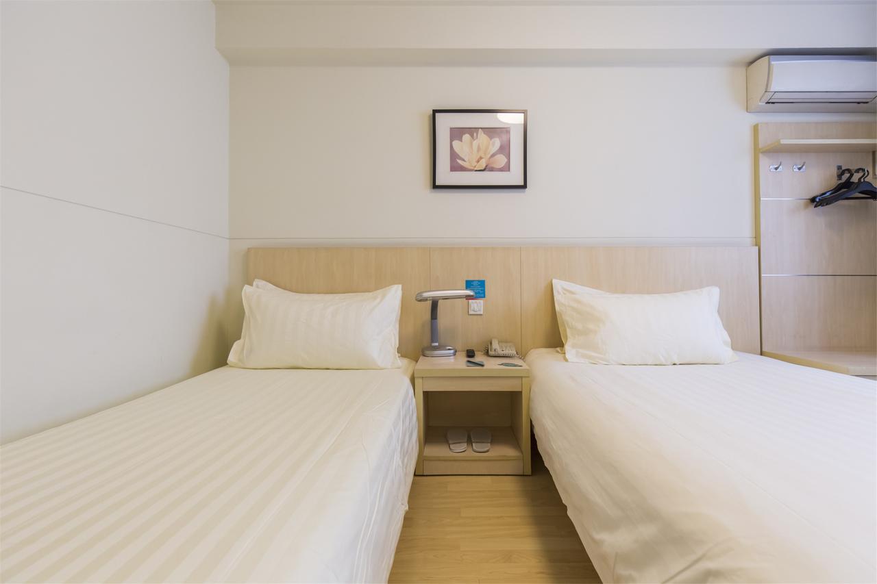 Jinjiang Inn Wuhan Zhonghua Road Hubu Alley מראה חיצוני תמונה