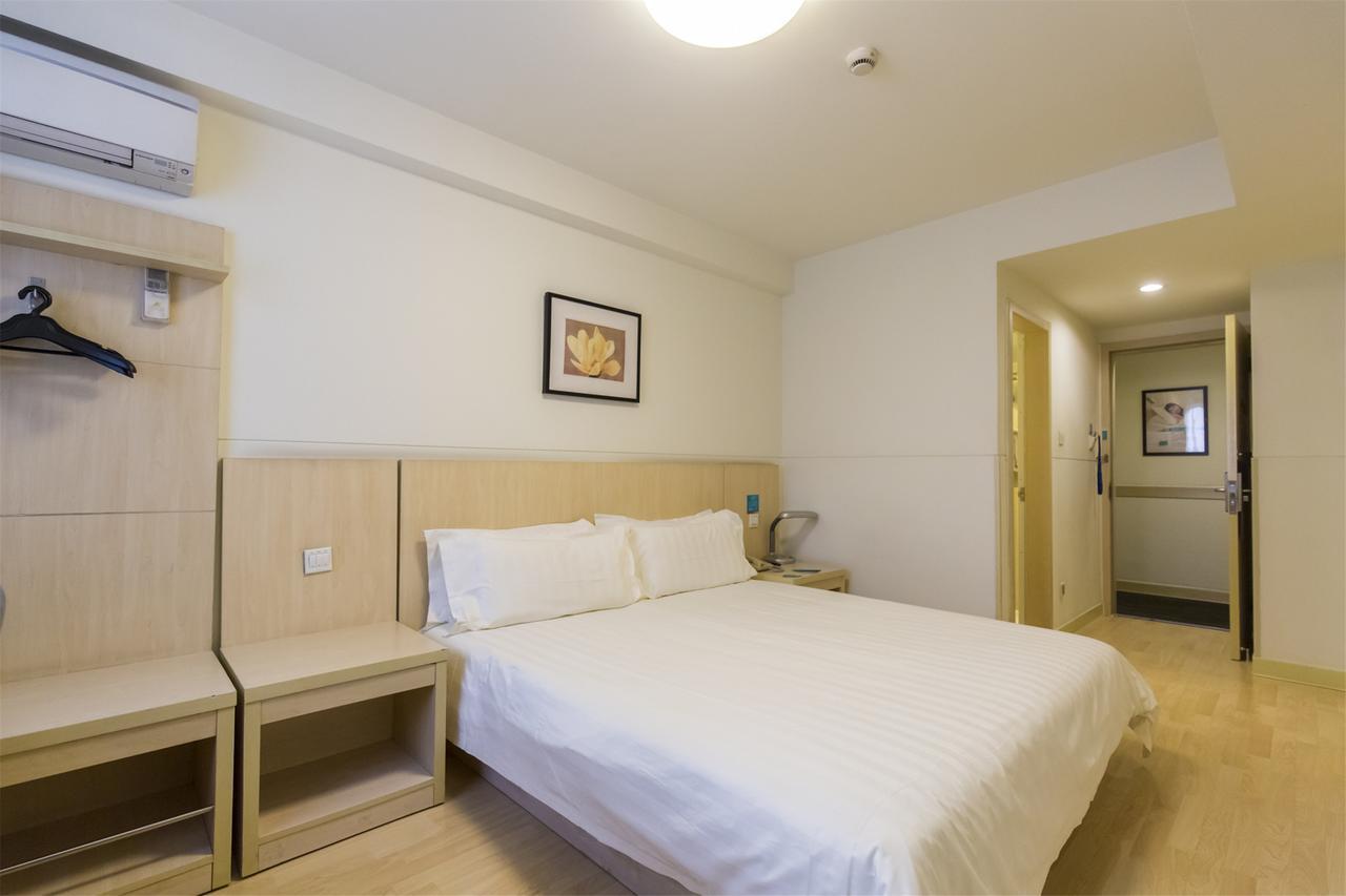 Jinjiang Inn Wuhan Zhonghua Road Hubu Alley מראה חיצוני תמונה
